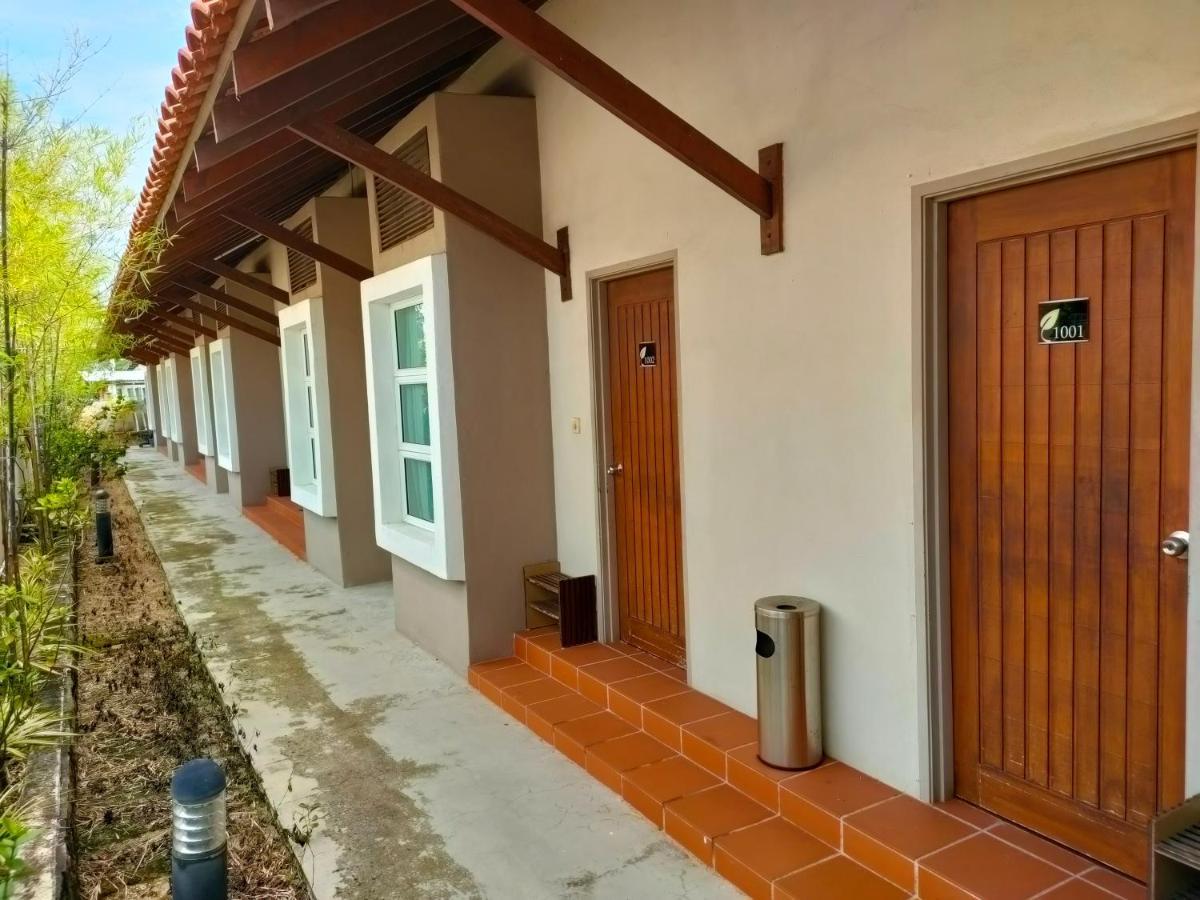 Cozzy Motel Malacca Kültér fotó