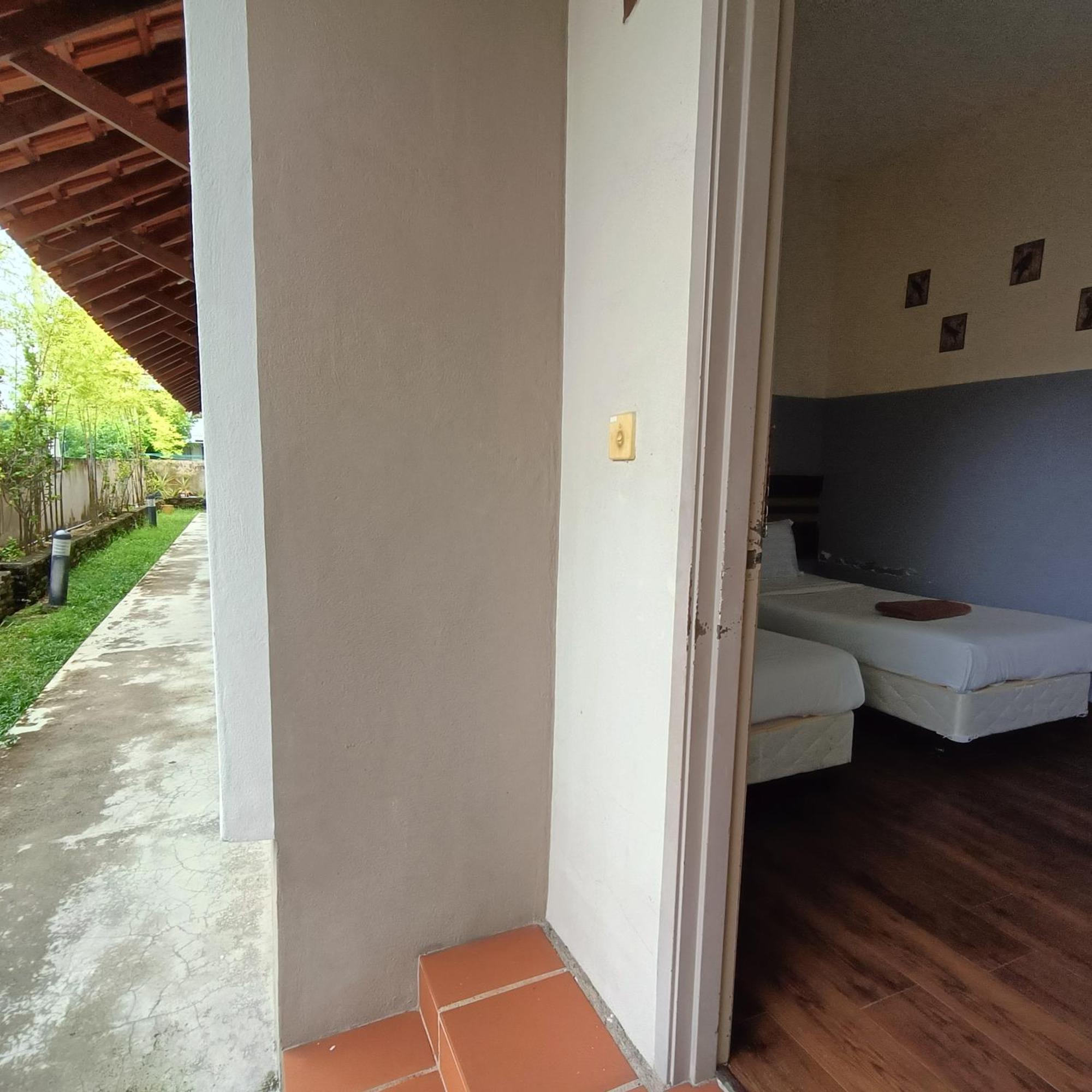 Cozzy Motel Malacca Kültér fotó